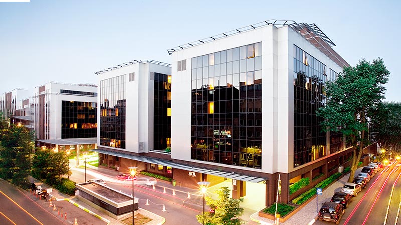 Izmir American Hospital
